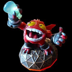 ** 3 Figures for $20 **  Skylanders Giants - Retro Figure - Punch Pop Fizz